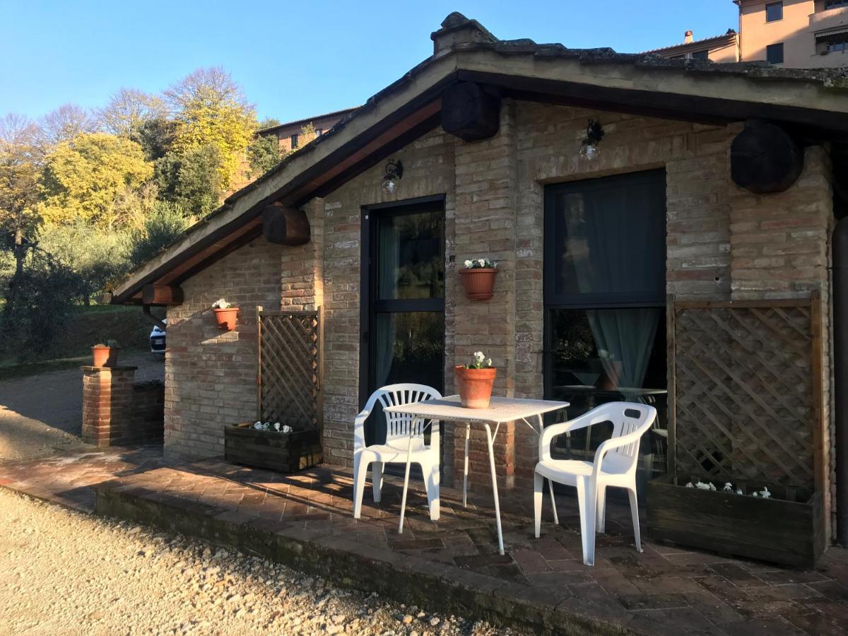 La Perla Tra Gli Ulivi Apartment Siena Bagian luar foto